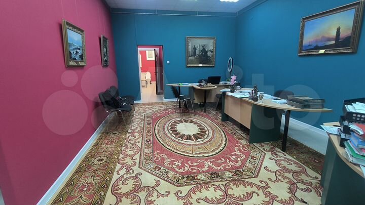 Помещение под аптеку/магазин, 81.6 м²