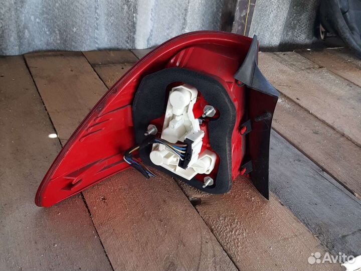 Фонарь правый BMW E90 универсал