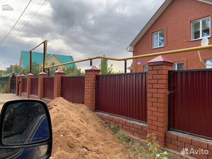 Колпаки на забор