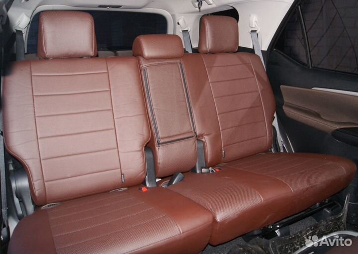 Чехлы из экокожи на Toyota Fortuner от Автопилот