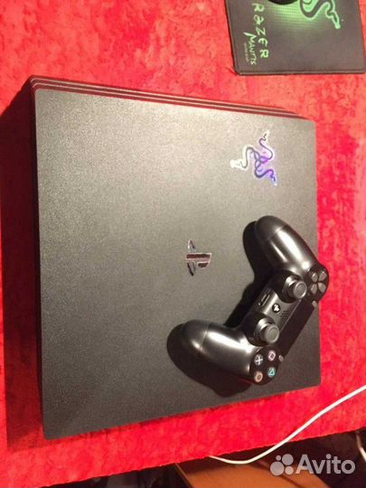 Продам PS4 PRO