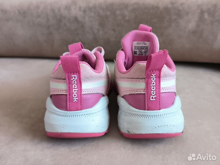 Кроссовки для девочки