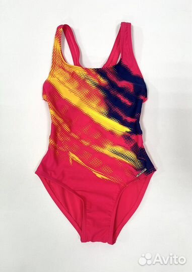 Купальник слитный для девочки 104