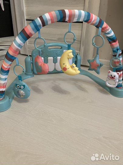 Развивающий коврик с пианино