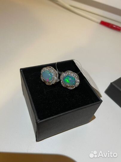 Серьги с Опалом