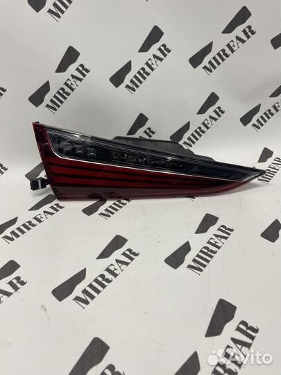 Задний левый внутренний фонарь Lexus ES7 2018-н.в