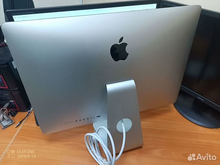Apple iMac 21.5 2017 Core-i5/8гб/1тб