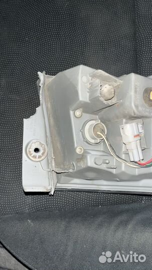 Фара задняя правая Субару