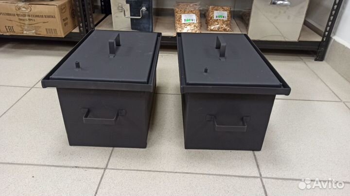 Коптильня горячего копчения с гидрозатвором