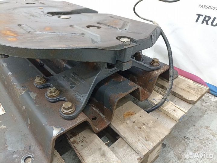 41034487 Седло SAF Holland 170 мм Iveco Stralis