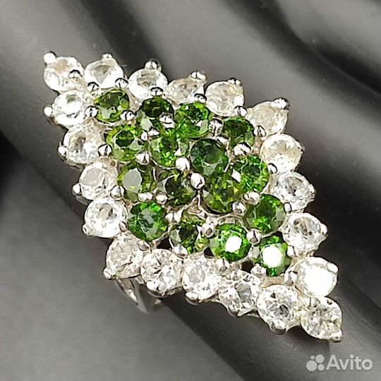 Белый топаз из Африки, хромдиопсид в серебре925р17