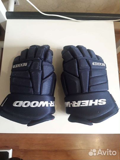 Краги хоккейные sher-wood размер 14