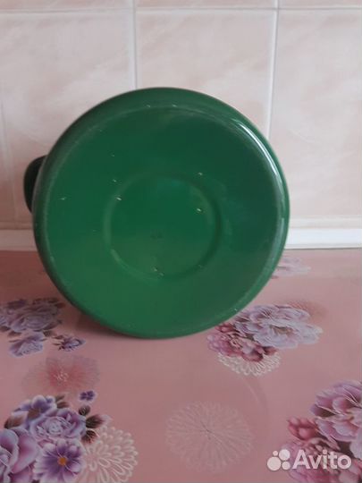 Кастрюля эмалированная