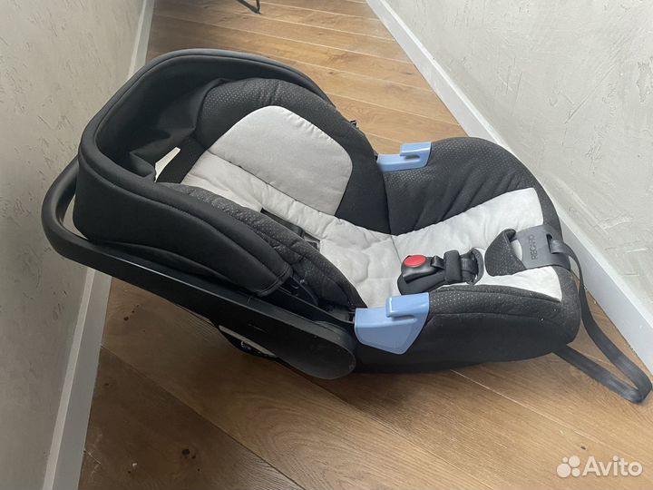 Автолюлька recaro Privia от 0 с базой