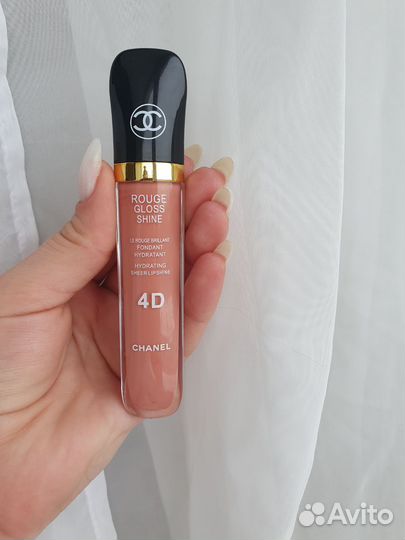 Блеск для губ chanel