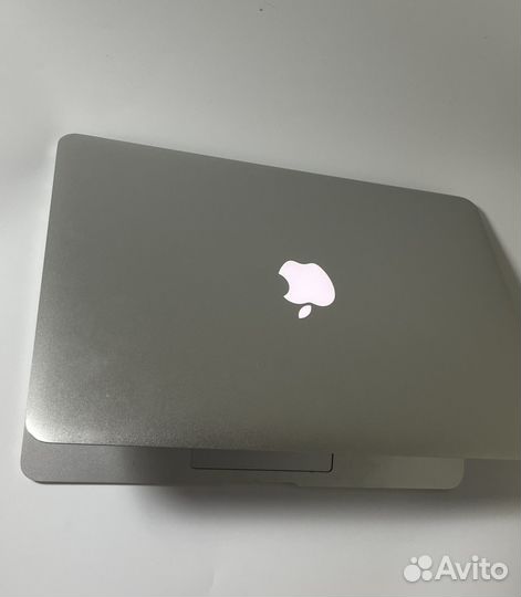Apple MacBook Air 13