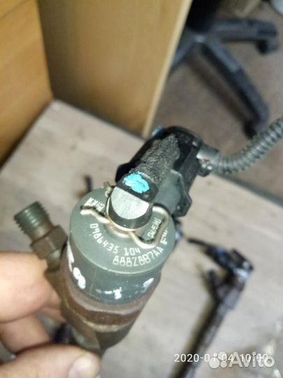 Форсунка топливная Opel Astra H/Astra Family H