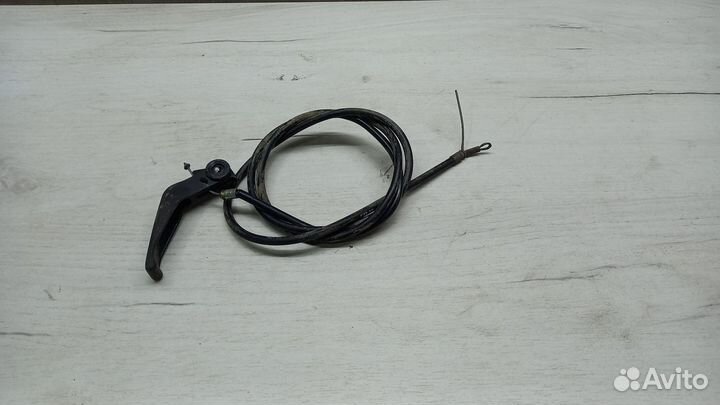 Трос капота Skoda Felicia