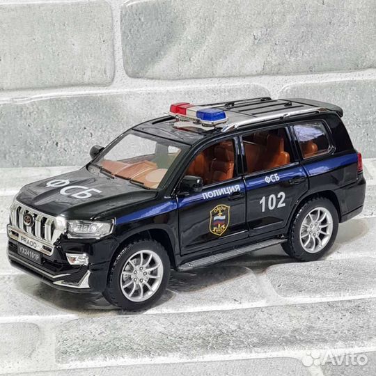Металлическая модель машины Тойота Прадо фсб и дпс