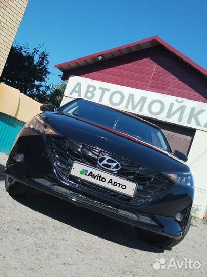 Hyundai Solaris 1.6 МТ, 2022, 17 287 км