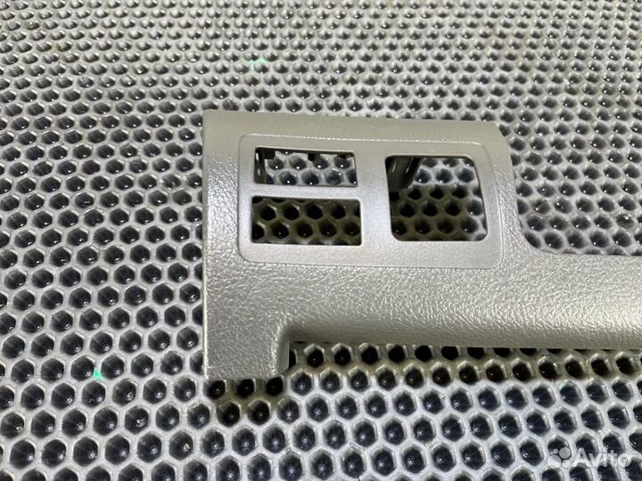 Накладка на торпедо Lexus Lx570