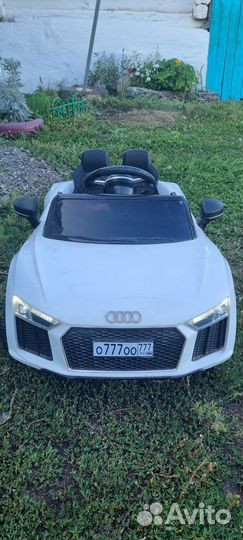 Детский электромобиль audi