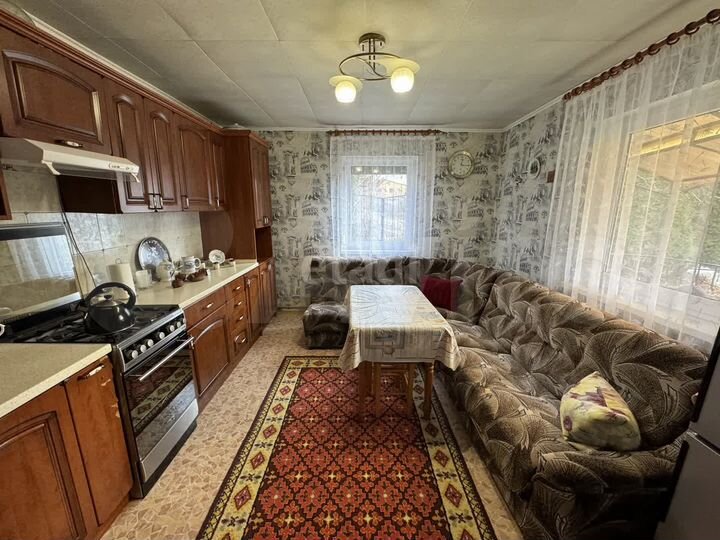 Дом 90 м² на участке 14 сот.