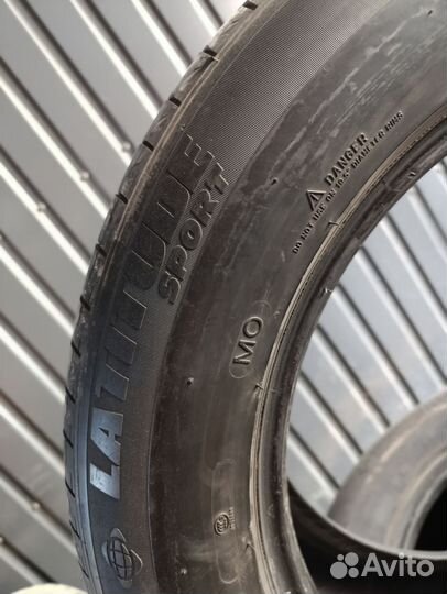 Michelin Latitude Tour HP 275/55 R19 111W