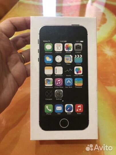 Коробка от iPhone 5s