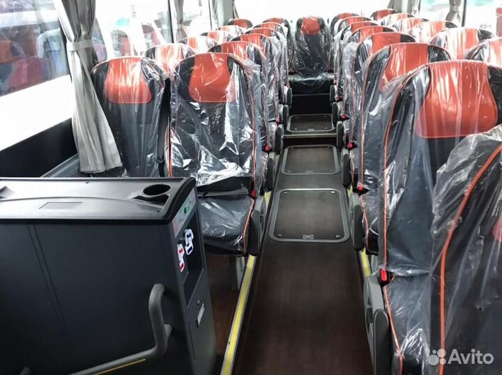 Туристический автобус Yutong ZK6122H9, 2023