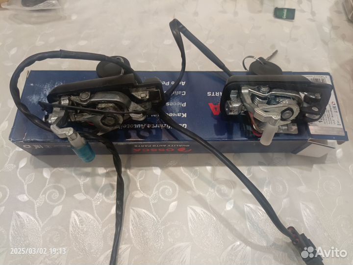 Механизм замка водительской двери