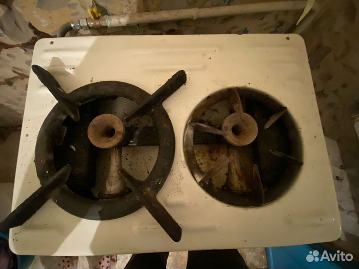 Продам газовую плиту