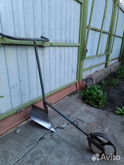 Плуг ручной