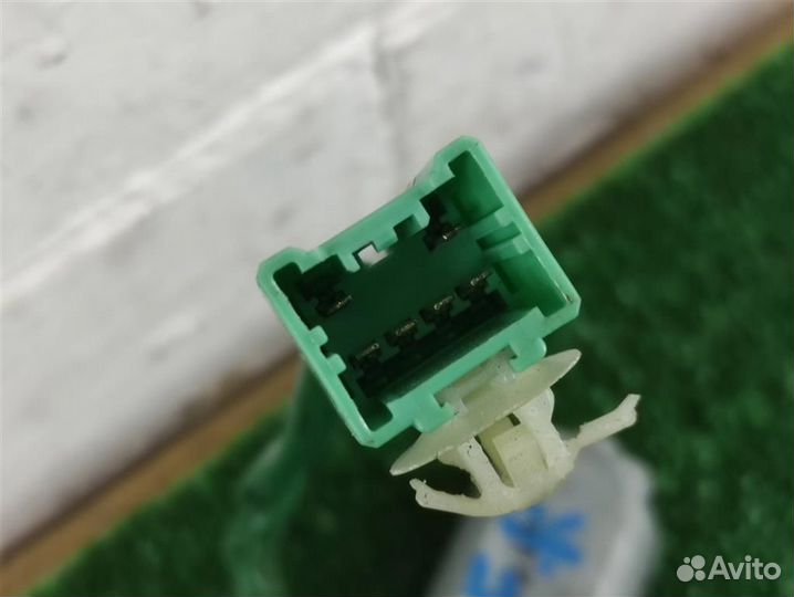 Стеклоподъемник передний правый Honda CR-V 2 (RD5