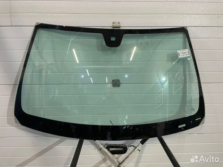 Лобовое стекло Mercedes w213