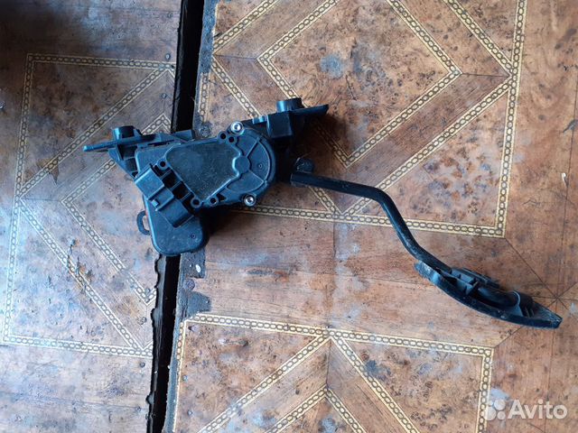 Митсубиси паджеро спорт 2 педаль газа