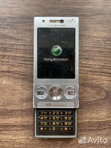 Телефон Sony ericsson w705