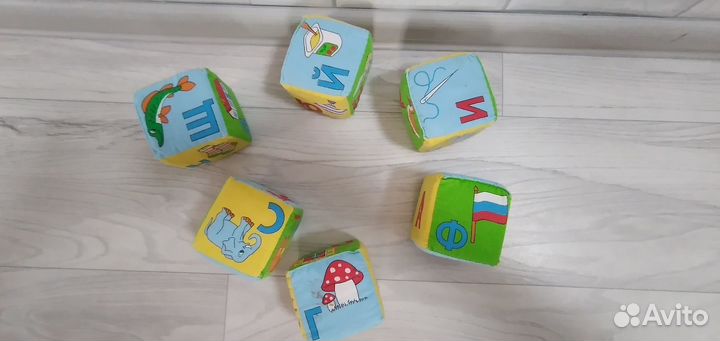 Развивающие игрушки кубики