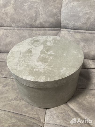 Большая коробка для подарка зеленая