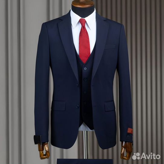 Мужской костюм темно синий стрейч
