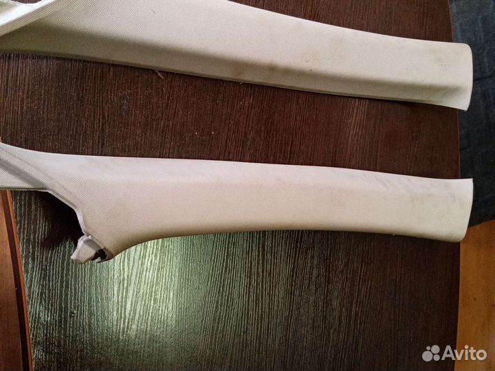 Накладка передней стойки Honda accord 8