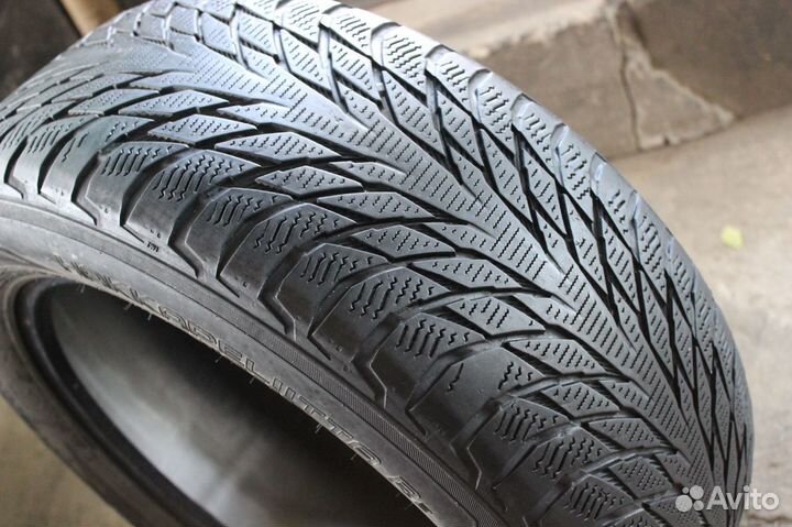 Nokian Tyres Hakkapeliitta R2 235/55 R17