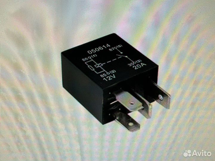 Реле компрессора подвески YWB500020