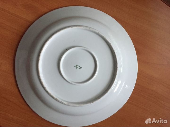 Тарелка большая Дулево