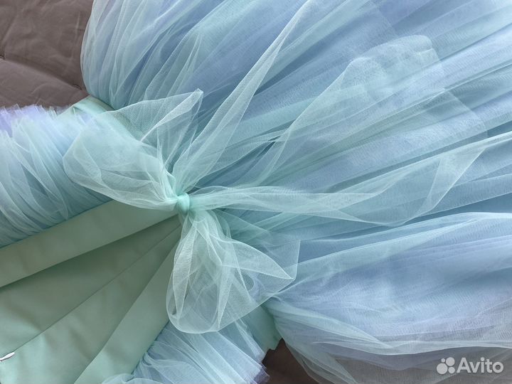 Платье праздничное 128