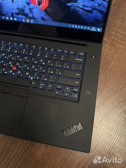 ThinkPad P1 i7-8850H 16gb Quadro Nvidia