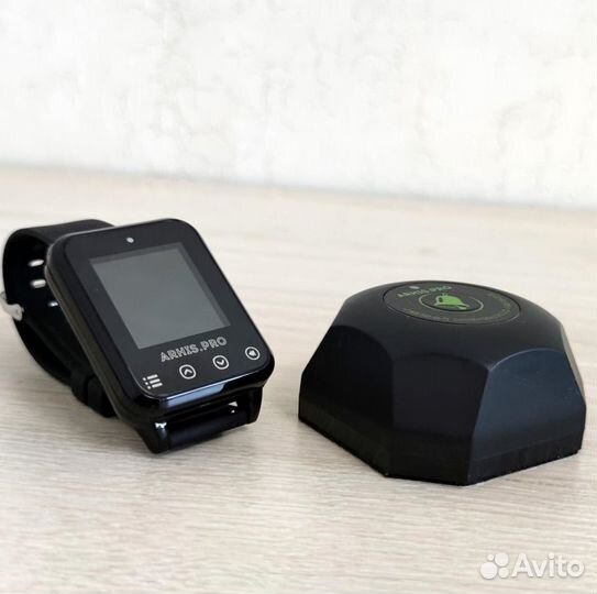 Кнопка вызова персонала, официанта Бургер и часы