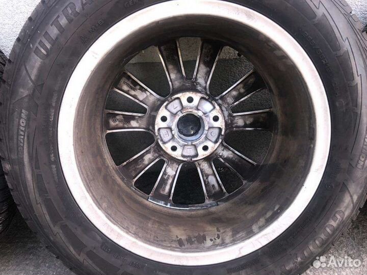 Продам литые диски на Фольксваген