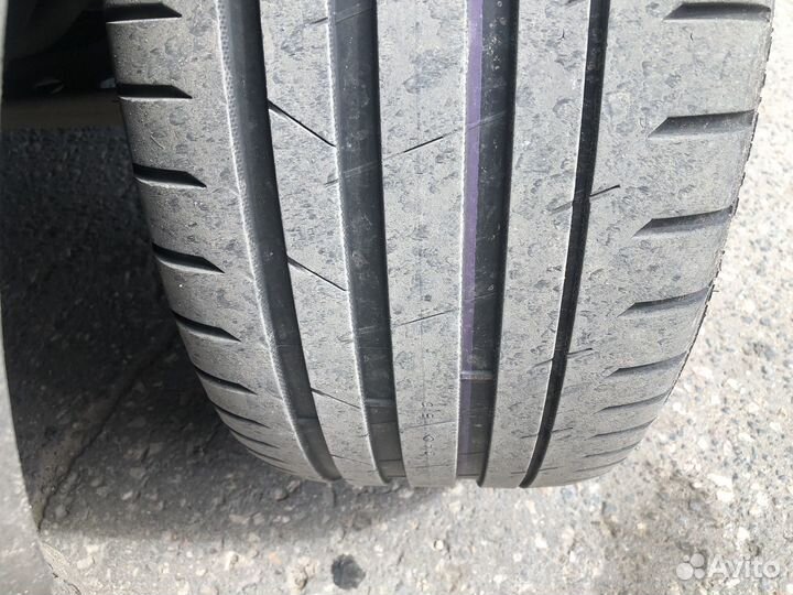 Nokian Tyres Hakka Black 2 SUV 265/45 R20 108Y