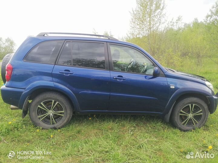 Toyota RAV4 2.0 AT, 2003, 264 000 км